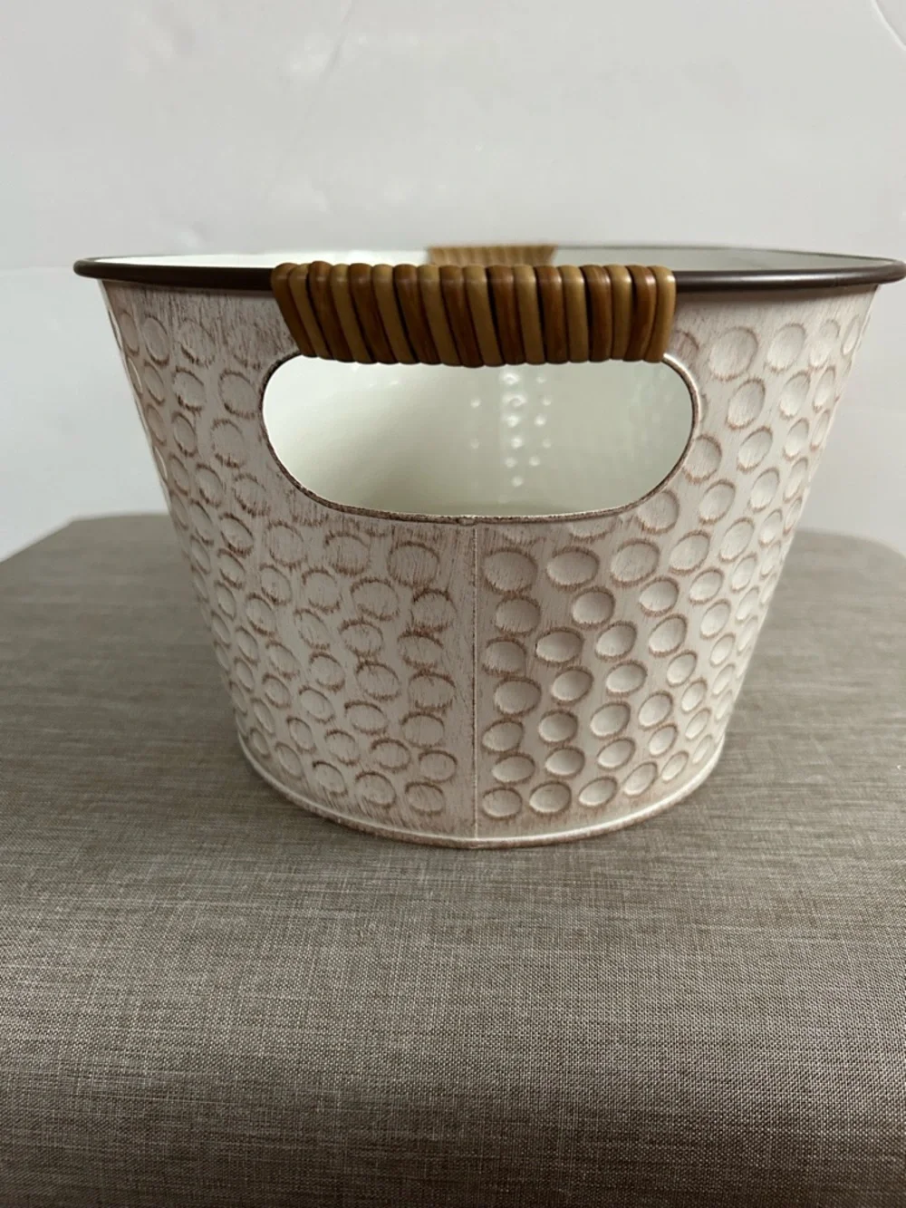 Better Homes And Gardens Antiqued White Galvanized Ice Bucket & Oval Tub - Picture 3 of 12